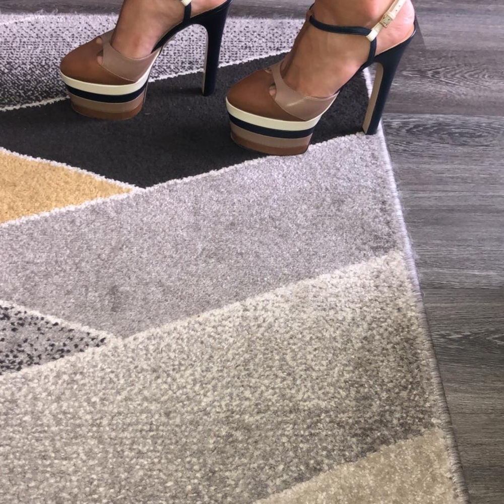 Gucci heels